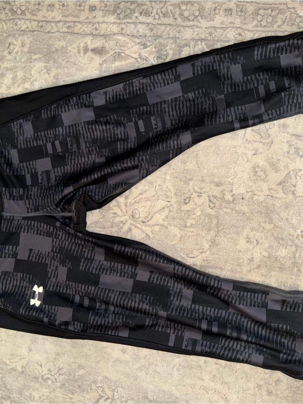 Under Armour Black & Charcoal Graphic Womens' Performance Leggings